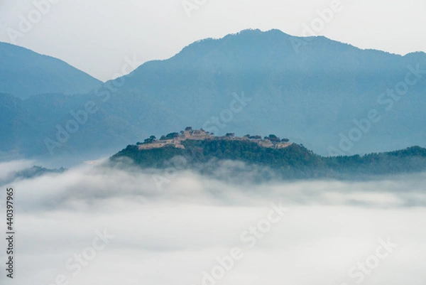 Fototapeta 雲海と竹田城跡