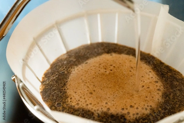 Fototapeta おうち時間で楽しむハンドドリップコーヒー