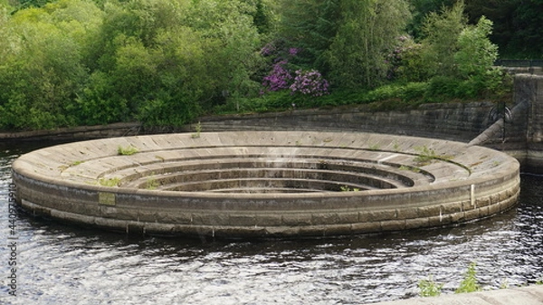 Fototapeta Ladybower Reservoir plughole 