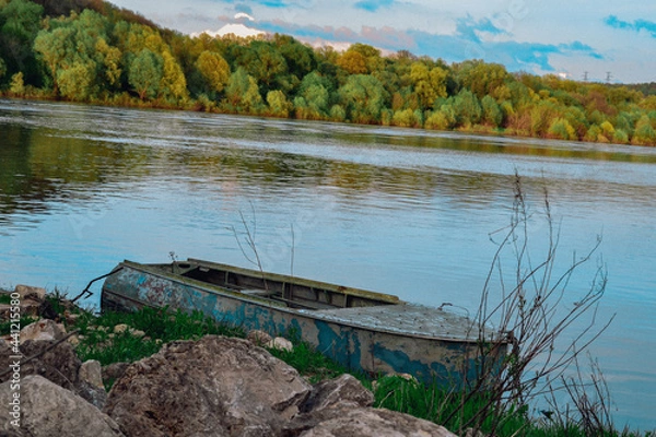 Obraz boat on the river