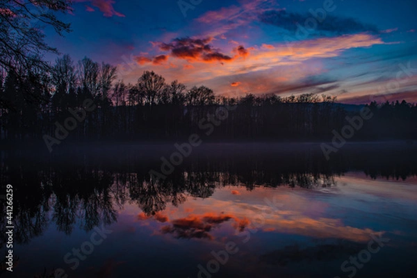 Obraz sunset over the river