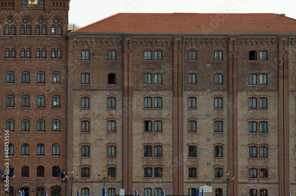 Obraz series of windows looking and the grand Canal in Venice in a building made of bricks