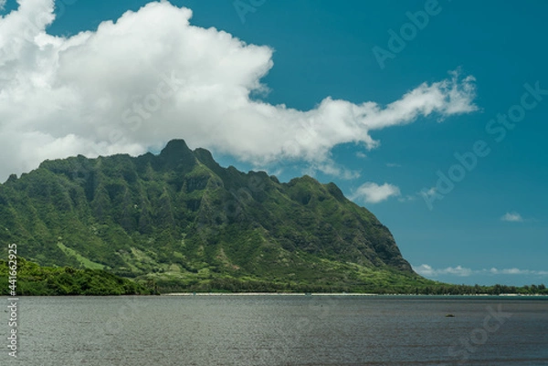 Obraz Waiahole Beach Park, Honolulu, Oahu, Hawaii. Koolau Range, Kualoa Ranch, Kaneohe Bay
