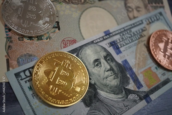 Obraz 仮想通貨/ビットコインと100ドル札と一万円札（日本円）, Crypto Currency/Bitcoin, 100USD