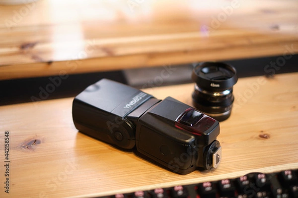 Obraz パソコンとレンズとクリップオン