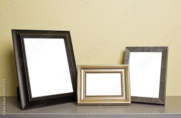 Obraz photo frames on old table