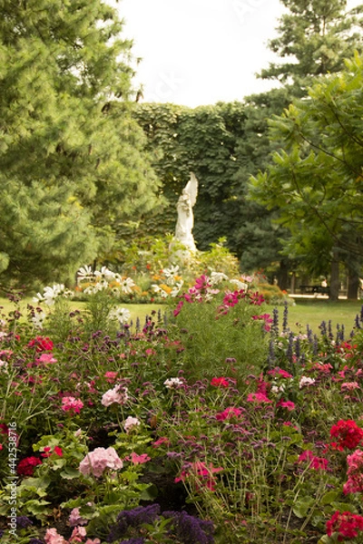 Fototapeta Keywords -- Keywords must be descriptive of the subject matter a