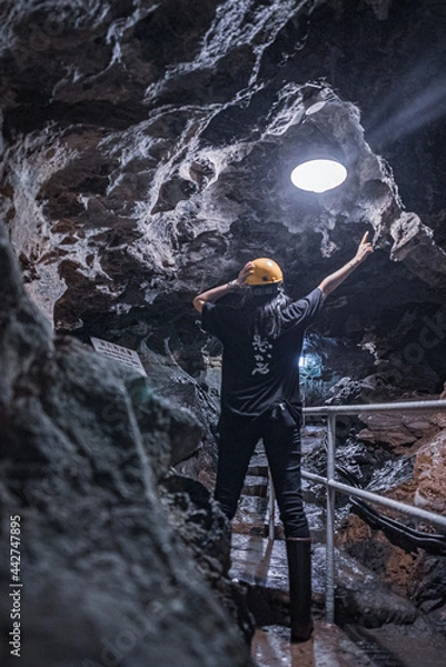 Obraz ケイビングをする人物