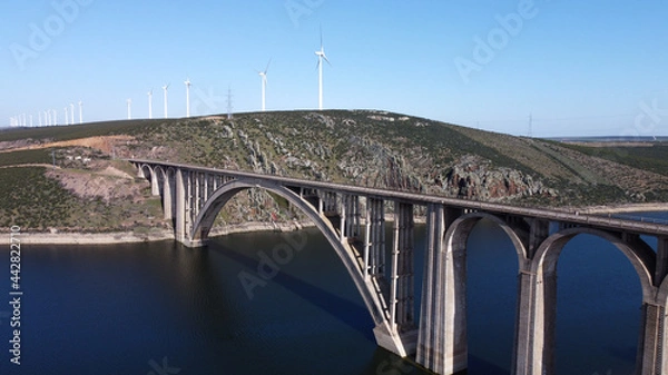 Fototapeta Puente visto desde un lado