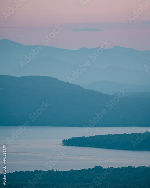 Obraz Sunset over Lake Champlain
