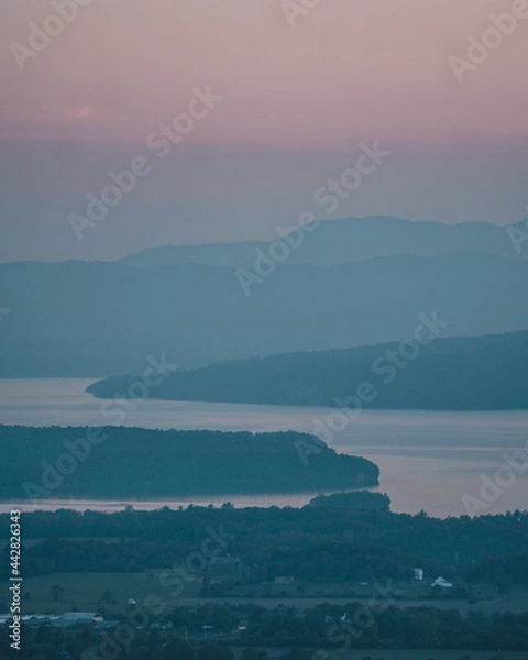 Obraz Sunset over Lake Champlain