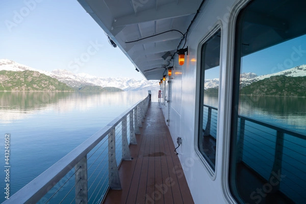 Obraz Ship's deck in South East Alaska