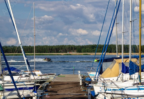 Obraz port nad jeziorem