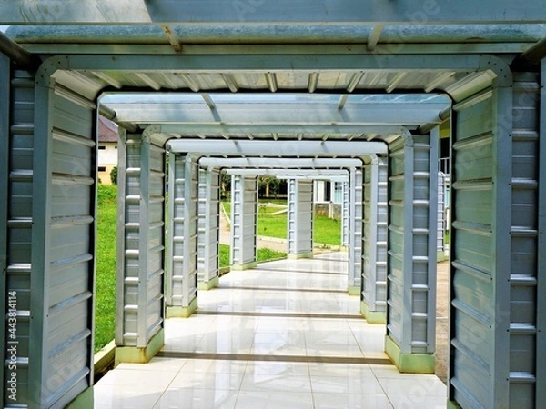 Obraz a hallway with a modern frame