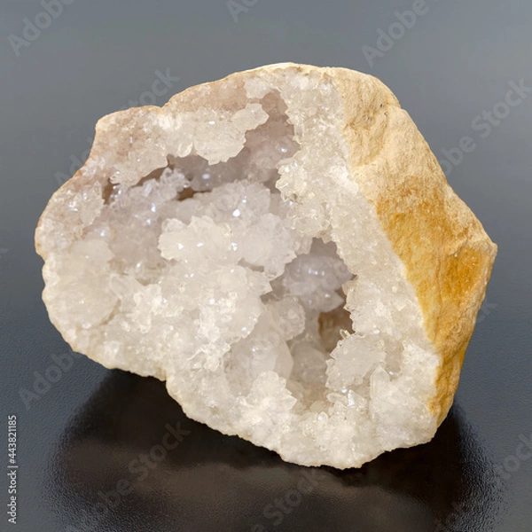 Obraz quartz geode - dark background