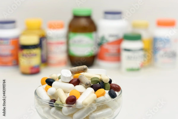 Obraz Various types of supplements. いろいろな種類のサプリメント