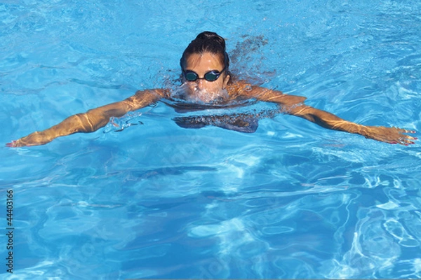 Obraz Pretty female swimmer