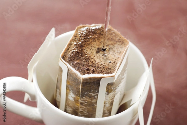 Obraz コーヒー注ぎイメージ