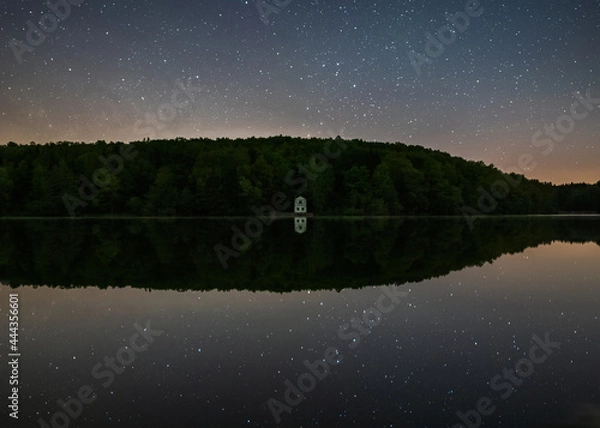 Fototapeta reflections in the water