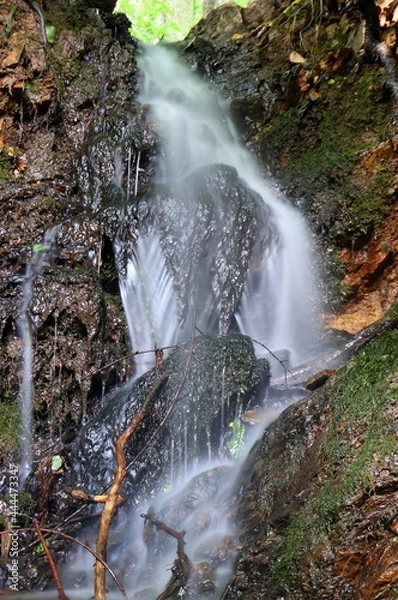 Fototapeta Wasserfall im Wald