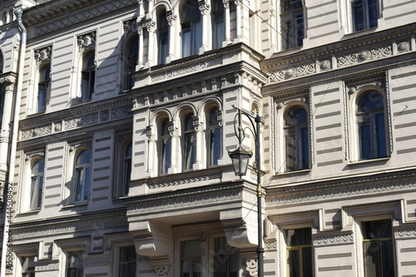 Obraz details of the facade of the building, the old town, the history of architecture
