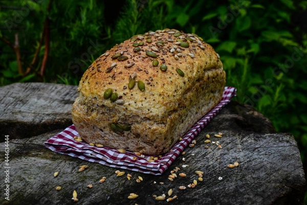 Obraz healthy eating with multigrain bread