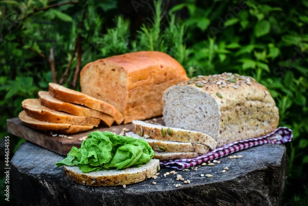 Obraz healthy eating with multigrain bread