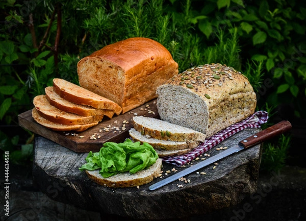 Obraz healthy eating with multigrain bread