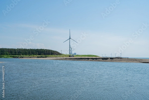 Fototapeta 風車 風力発電 持続可能 環境保護 エコ 海 活用