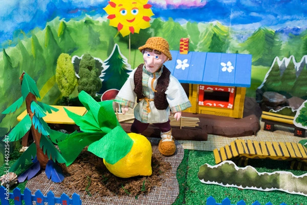Obraz Home puppet theatre. Oldman and turnip. Russian fairytale.

