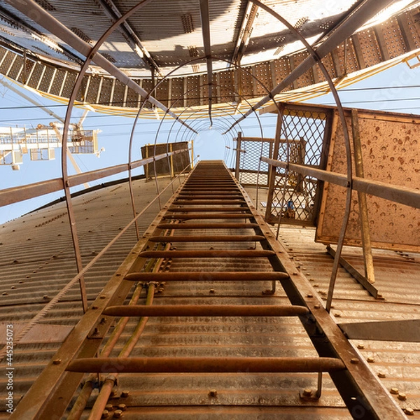 Obraz Escada que leva ao ceu.