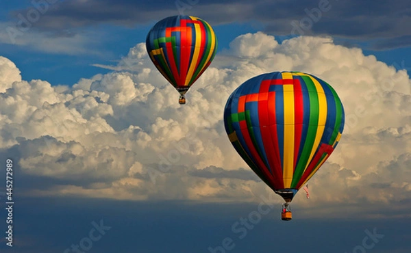 Obraz Hot air balloons with clouds in the background