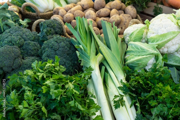 Obraz Close up of various healthy vegetables such as broccoli, cauliflower, potatoes and garden leek displayed at a European organic farmer's market