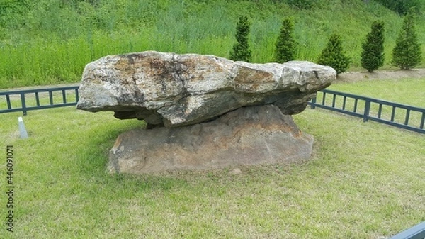 Obraz 고대의 무덤 고인돌