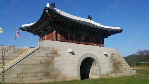 Obraz 한국의 옛날 방어용으로 지어진 성문