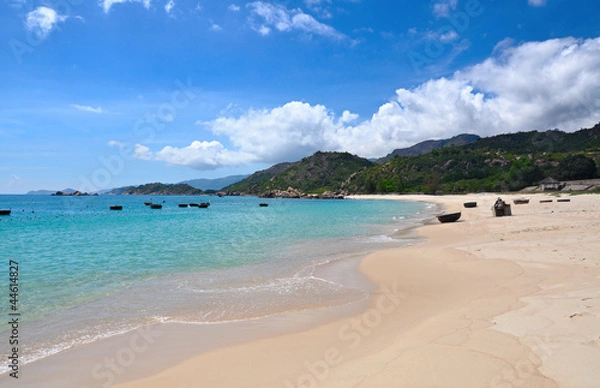 Fototapeta Beautiful tropical scenery, beach Bai Dai