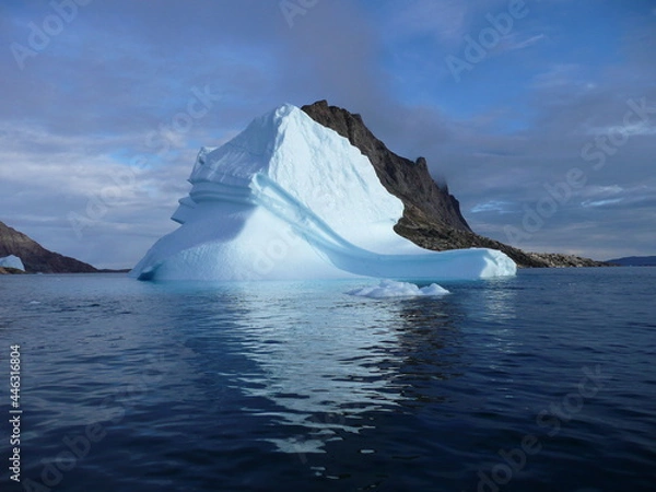 Obraz Island-shaped ice