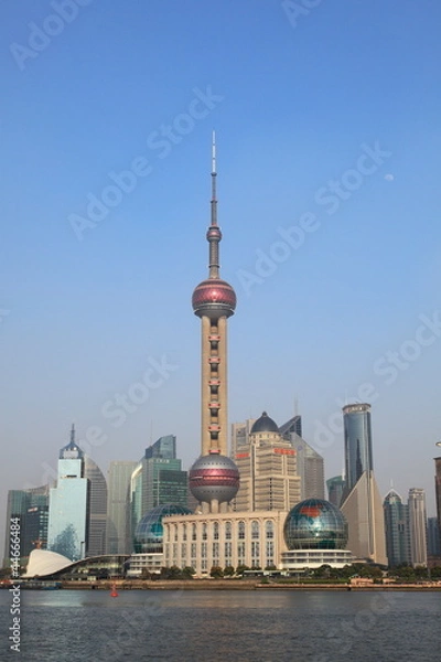 Obraz 1204030275 東方明珠塔と高層ビル 外灘から浦東を望む