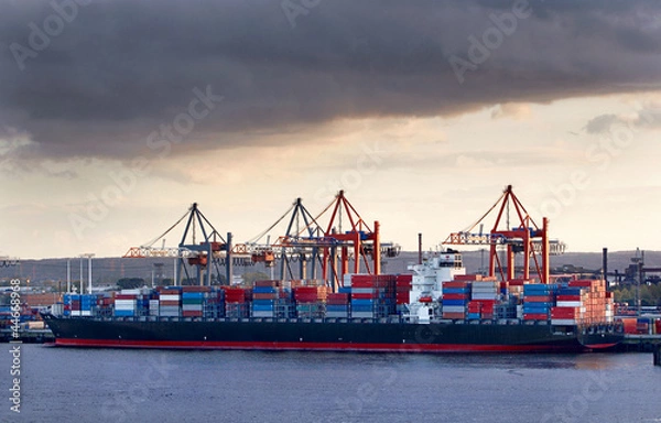 Obraz Containerschiff am Containerterminal in Hamburg