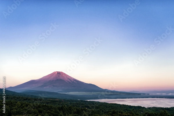 Obraz 朝日に照らされる富士山頂