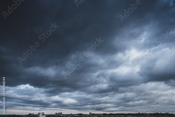 Obraz 怖い雰囲気の曇り空	