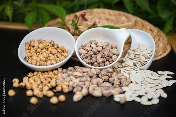 Fototapeta 
mixed nuts