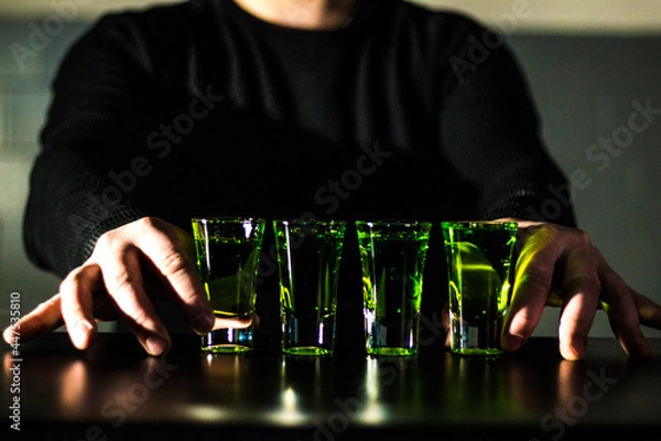 Obraz man working on shots