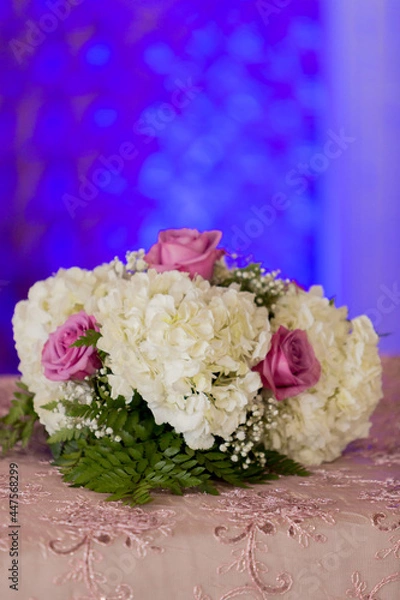 Obraz wedding bouquet on the table
