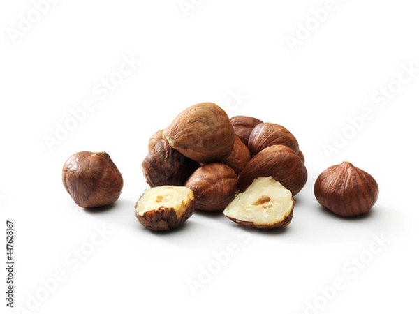 Fototapeta hazelnuts isolated on white background