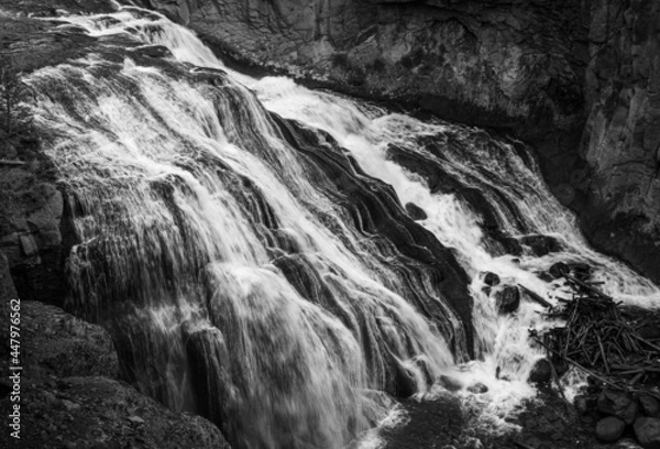 Fototapeta Cascading Ribbon over the Rocks