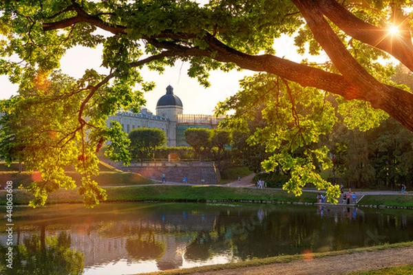 Fototapeta Beautiful sunset landscape in the city park. Gatchina, Russia, Gatchina Park