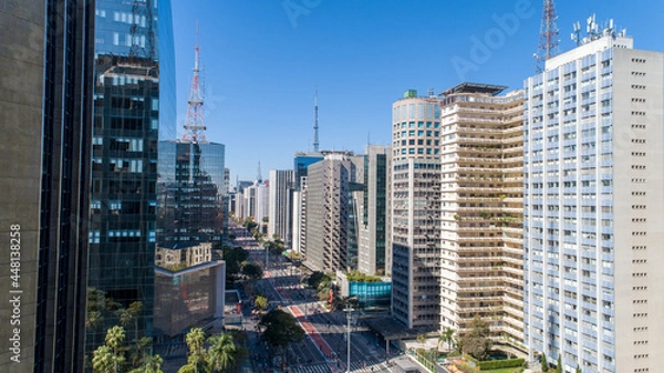 Obraz Aerial view of Av. Paulista in São Paulo, SP. Main avenue of the capital. Sunday day, without cars, with people walking on the street