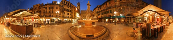 Fototapeta Werona, plac Erbe pod kątem 360 stopni