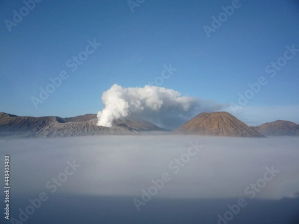Fototapeta clouds on the mountain